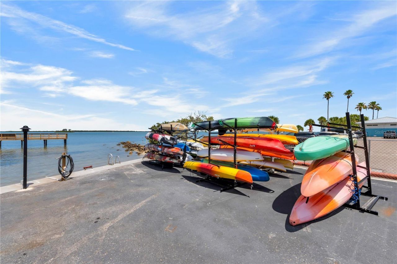 622 Edgewater Drive, Unit 823, Dunedin, FL 34698 Photo