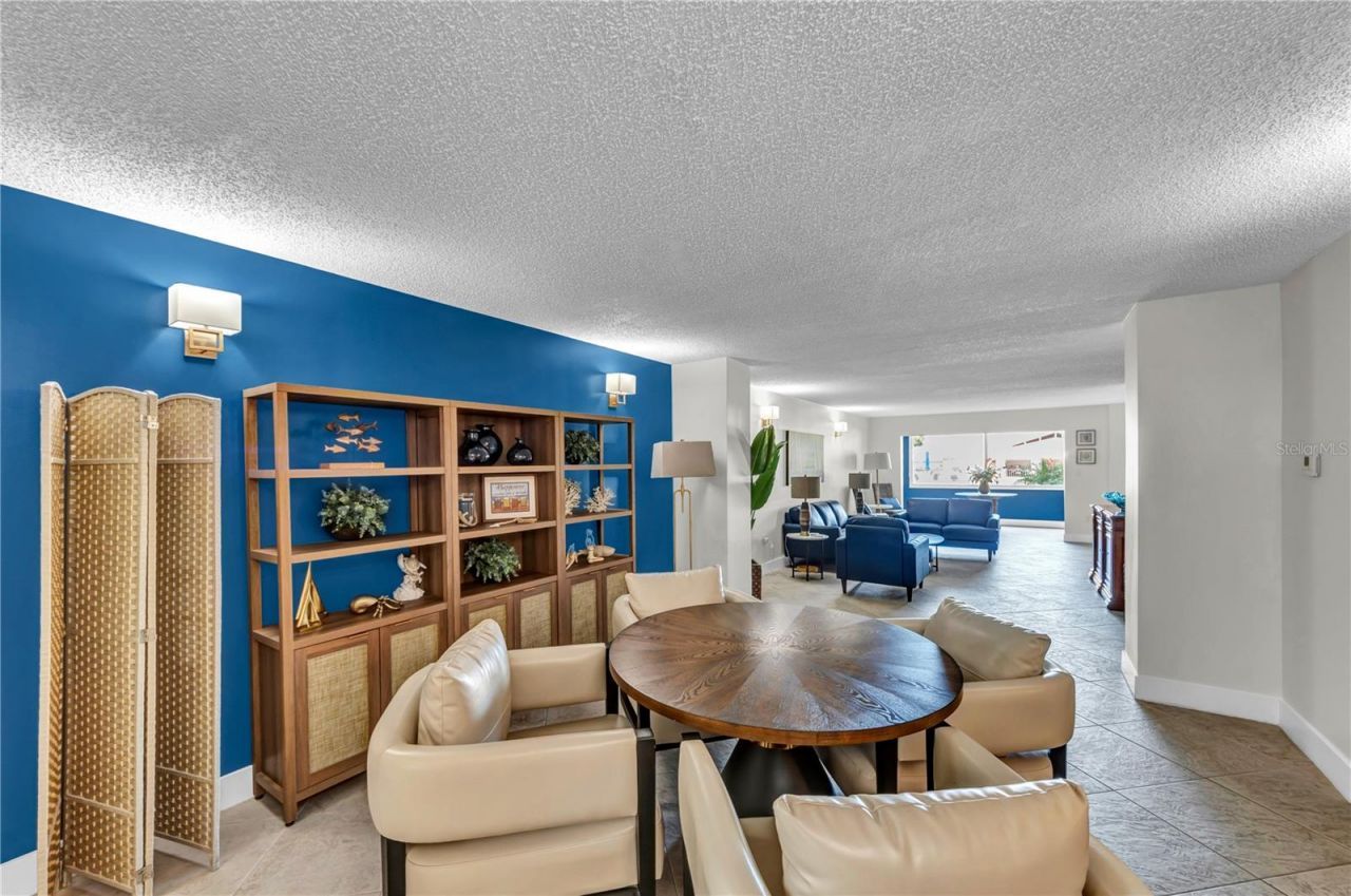 622 Edgewater Drive, Unit 823, Dunedin, FL 34698 Photo