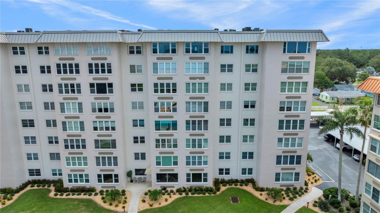 622 Edgewater Drive, Unit 823, Dunedin, FL 34698 Photo