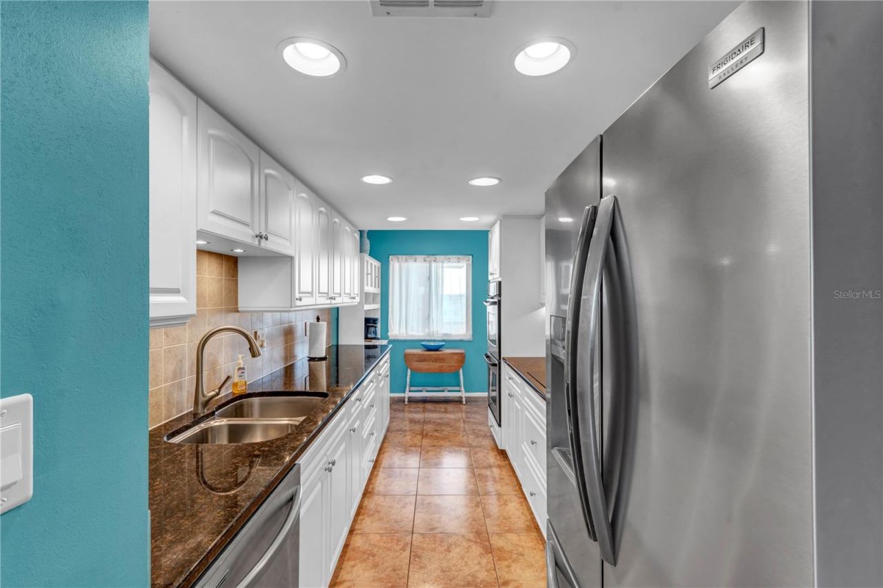622 Edgewater Drive, Unit 823, Dunedin, FL 34698 Photo