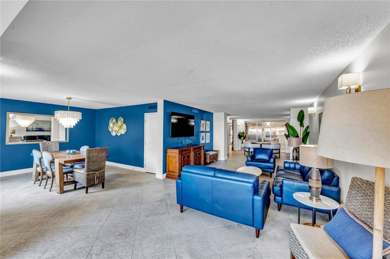 622 Edgewater Drive, Unit 823, Dunedin, FL 34698 Photo