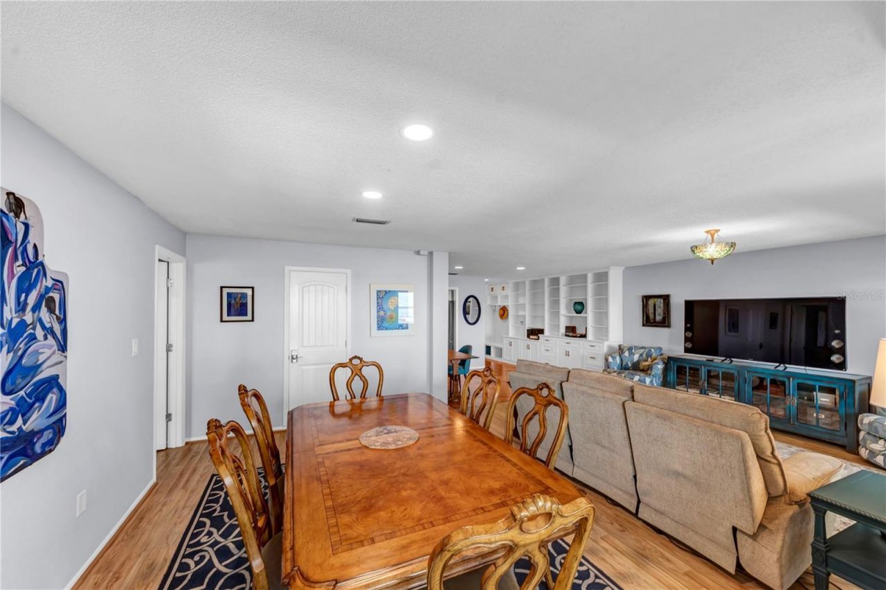 622 Edgewater Drive, Unit 823, Dunedin, FL 34698 Photo