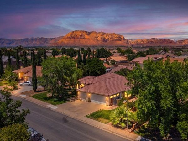 3034 SWISS DR, Santa Clara, UT 84765