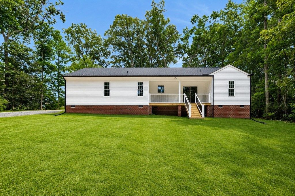 358 Poplar Springs Drive, Tappahannock, VA 22560 Main Photo