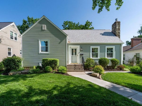 1118 GRAND Court , Davenport, IA 52803
