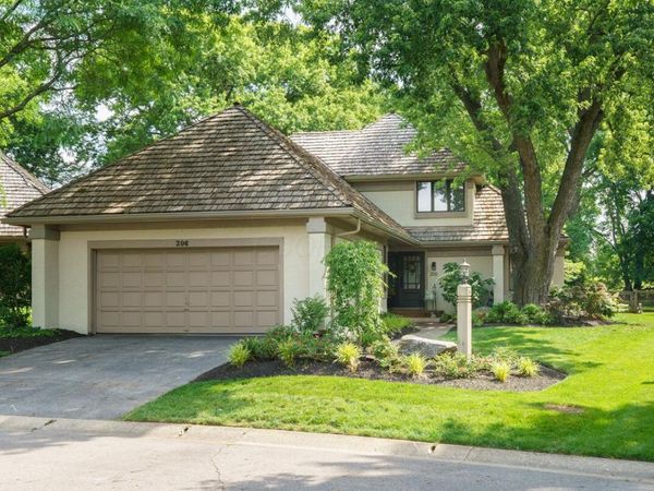 206 Green Springs Drive, Columbus, OH 43235