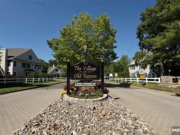 35 Quail 35, Unit 35, OLD TAPPAN, NJ 07675