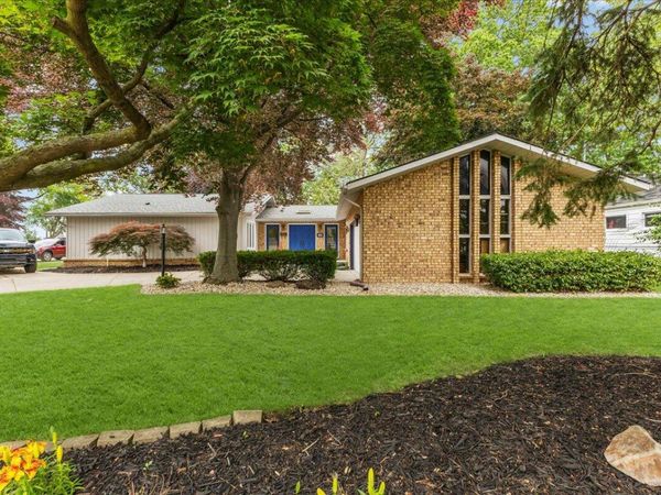 303 E Huron River Drive, Belleville, MI 48111