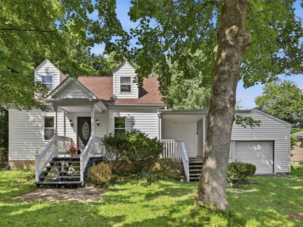 126 Davis Rd, Sewickley, PA 15143
