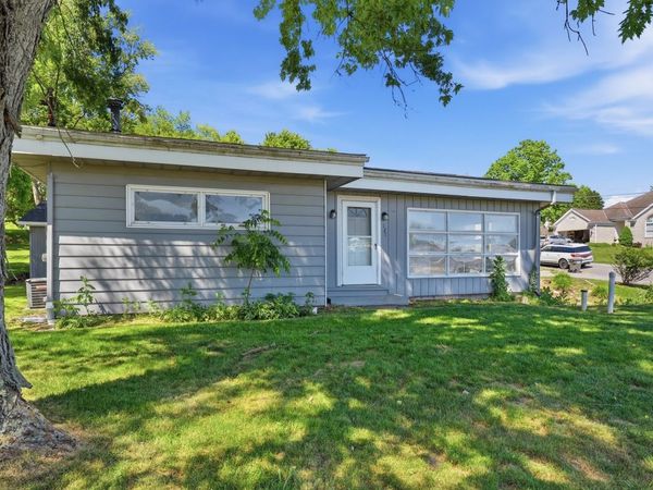 121 Crescent Street, Evans City, PA 16033