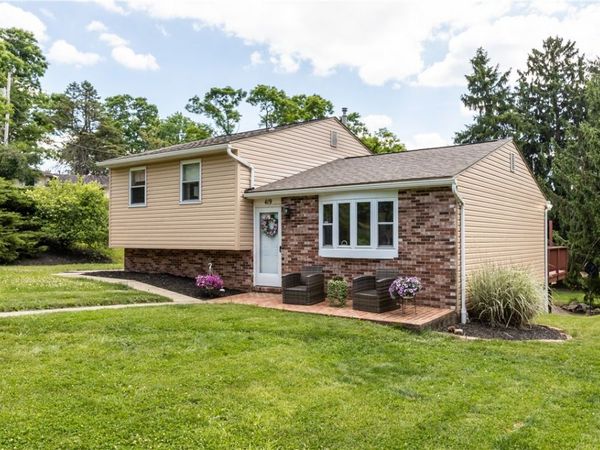 419 Patsy Dr, Gibsonia, PA 15044
