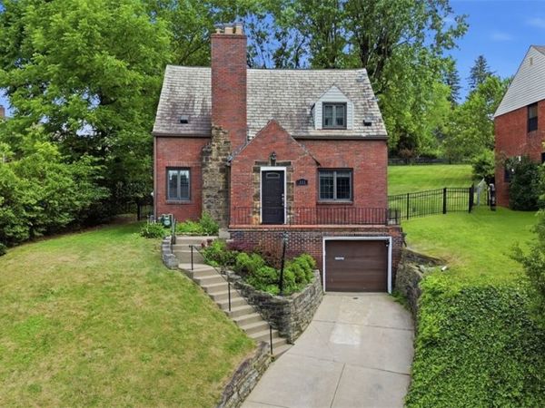 331 Atlanta Dr., Pittsburgh, PA 15228