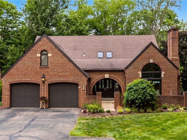 4191 Rothschild Ct, Allison Park, PA 15101