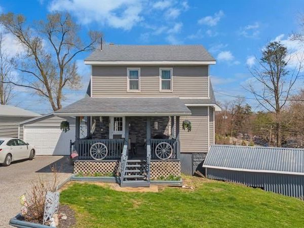 3159 Brodhead Rd , Aliquippa, PA 15001