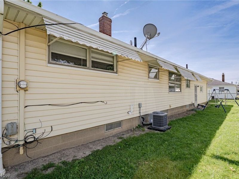 2810 Utica Avenue , Lorain, OH 44052 Photo 18