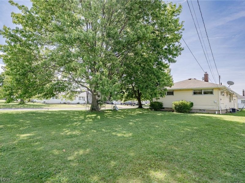 2810 Utica Avenue , Lorain, OH 44052 Photo 19