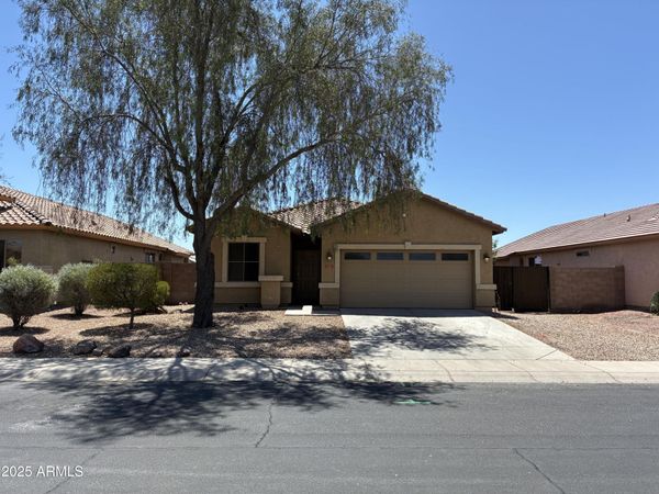 24775 W DOVE Trail, Buckeye, AZ 85326