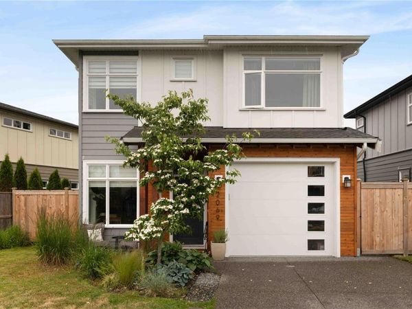 2069 Wood Violet Lane, North Saanich, BC V8L 1P1