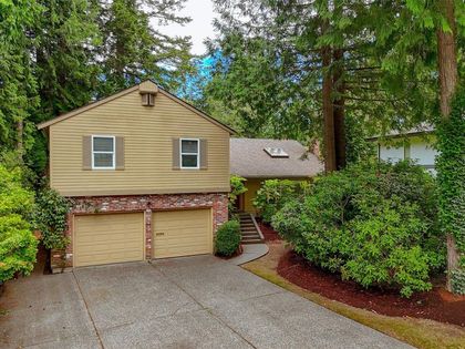 1005 Kentwood Pl  Saanich, BC V8Y 2R2