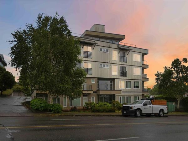 1405 Esquimalt Rd , Unit #102, Esquimalt, BC V9A 0A4