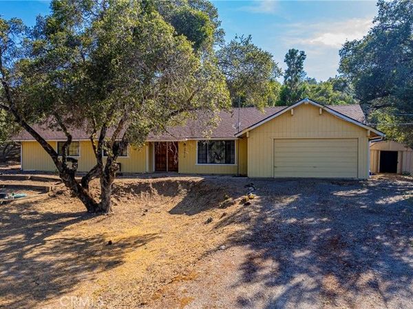 29610 Kit Carson Court, Coarsegold, CA 93614