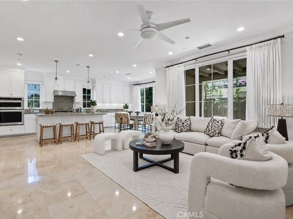 118 Chestnut Grove, Irvine, CA 92620