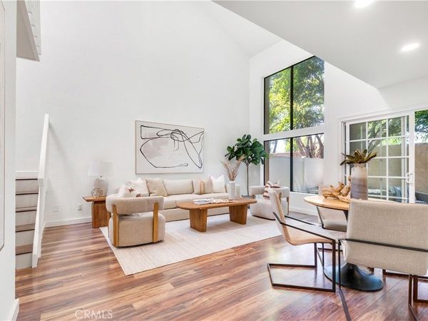 900 Hyde Court, Costa Mesa, CA 92626