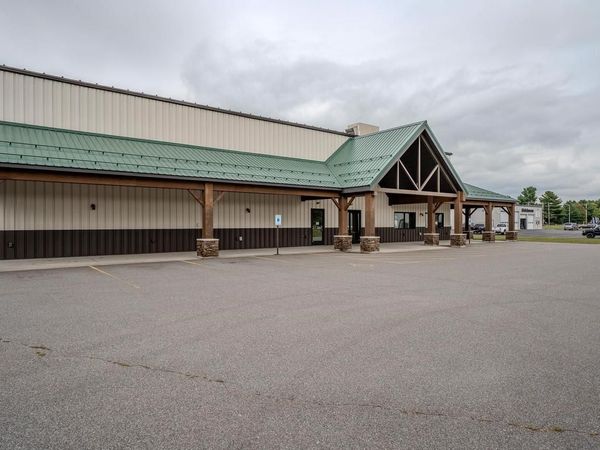 2500 E MAIN STREET, Merrill, WI 54452