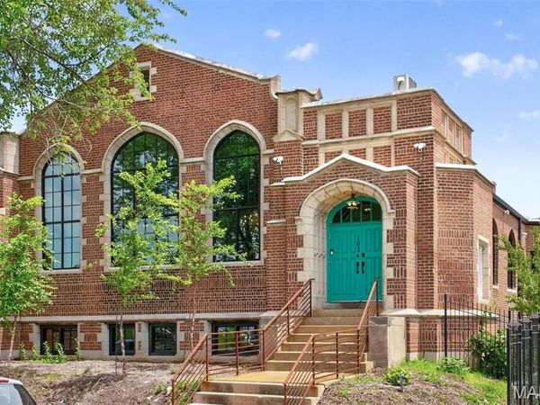 1034 S Kingshighway Boulevard , St Louis, MO 63110