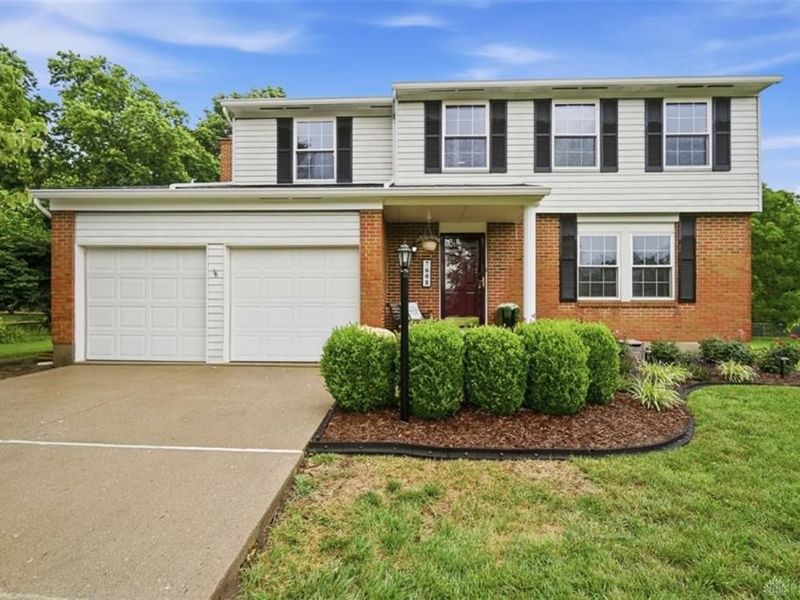 7608 Devonwood Drive, West Chester, OH 45069 Photo 2