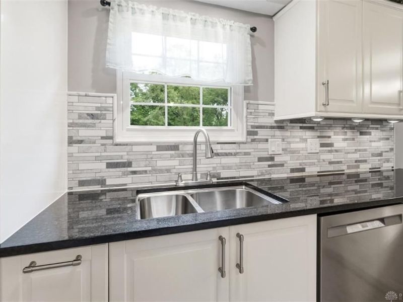 7608 Devonwood Drive, West Chester, OH 45069 Photo 24