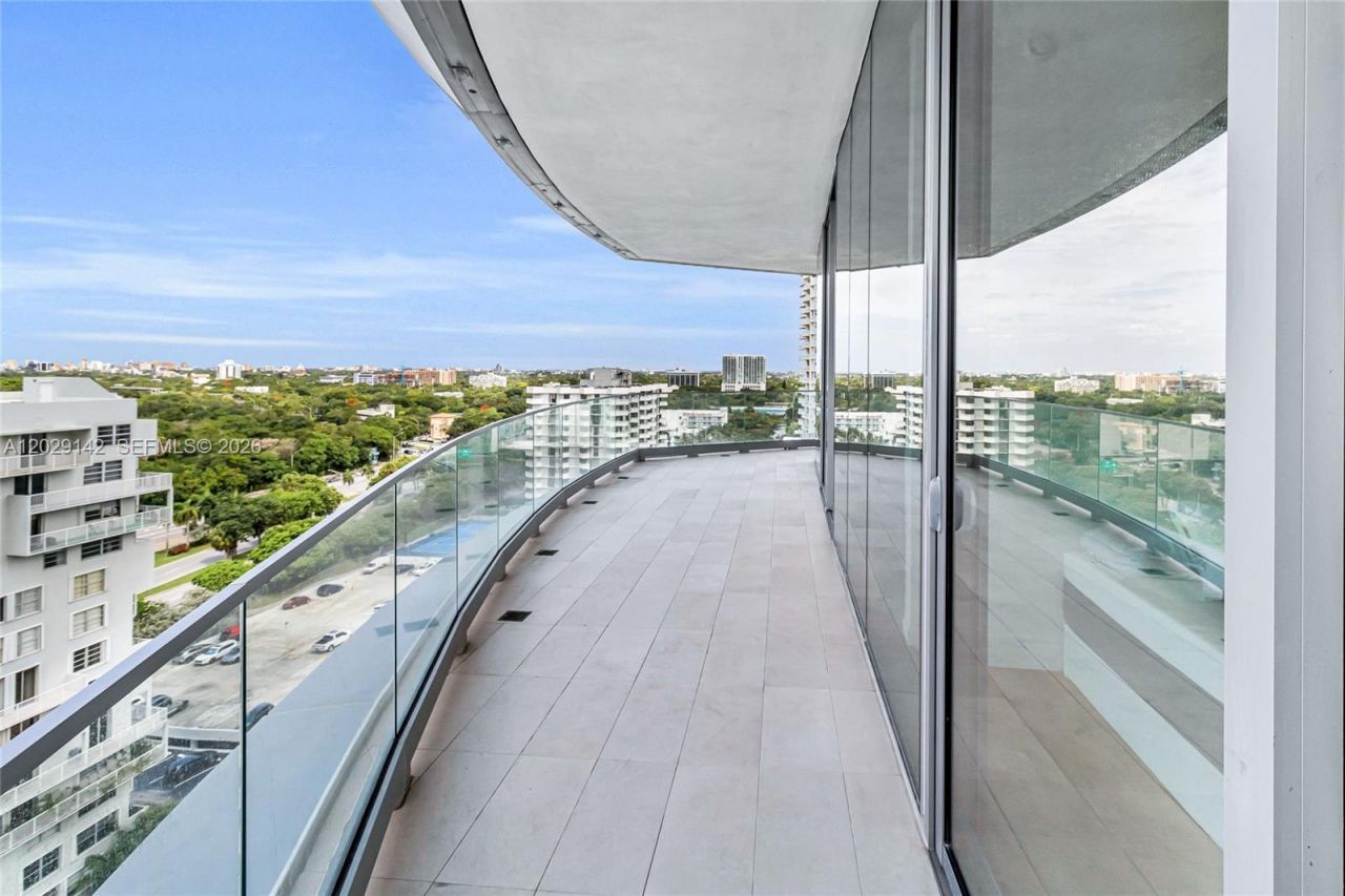 175 SE 25 Rd, Unit 1103, Miami, FL 33129 Photo