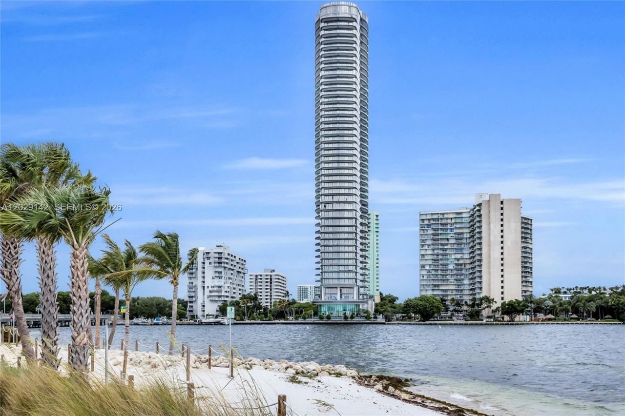 175 SE 25 Rd, Unit 1103, Miami, FL 33129 Photo