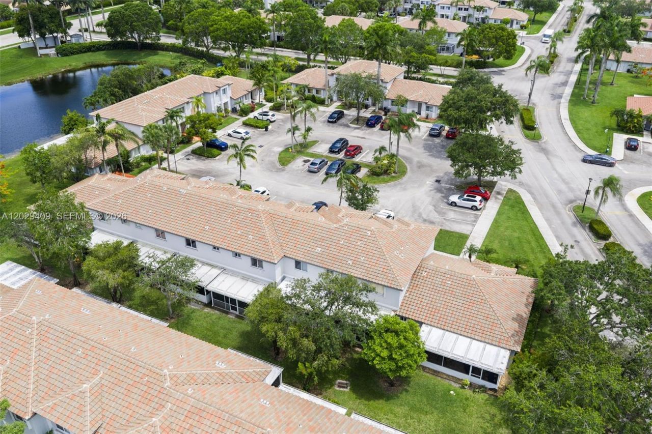 20831 NW 3rd Ct, Pembroke Pines, FL 33029 Photo