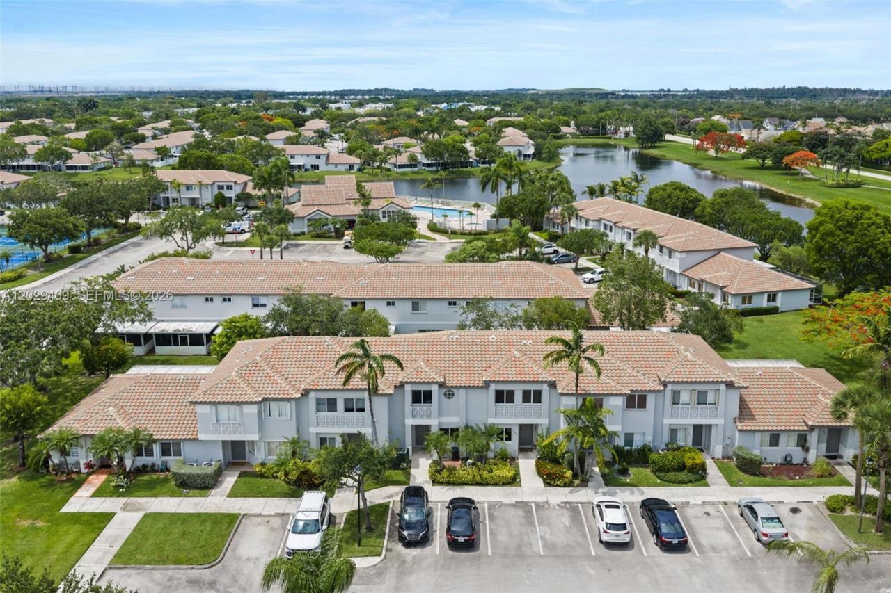 20831 NW 3rd Ct, Pembroke Pines, FL 33029 Photo