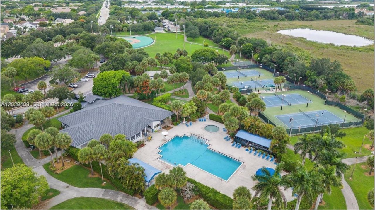 20831 NW 3rd Ct, Pembroke Pines, FL 33029 Photo