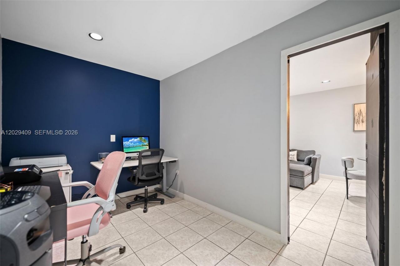 20831 NW 3rd Ct, Pembroke Pines, FL 33029 Photo