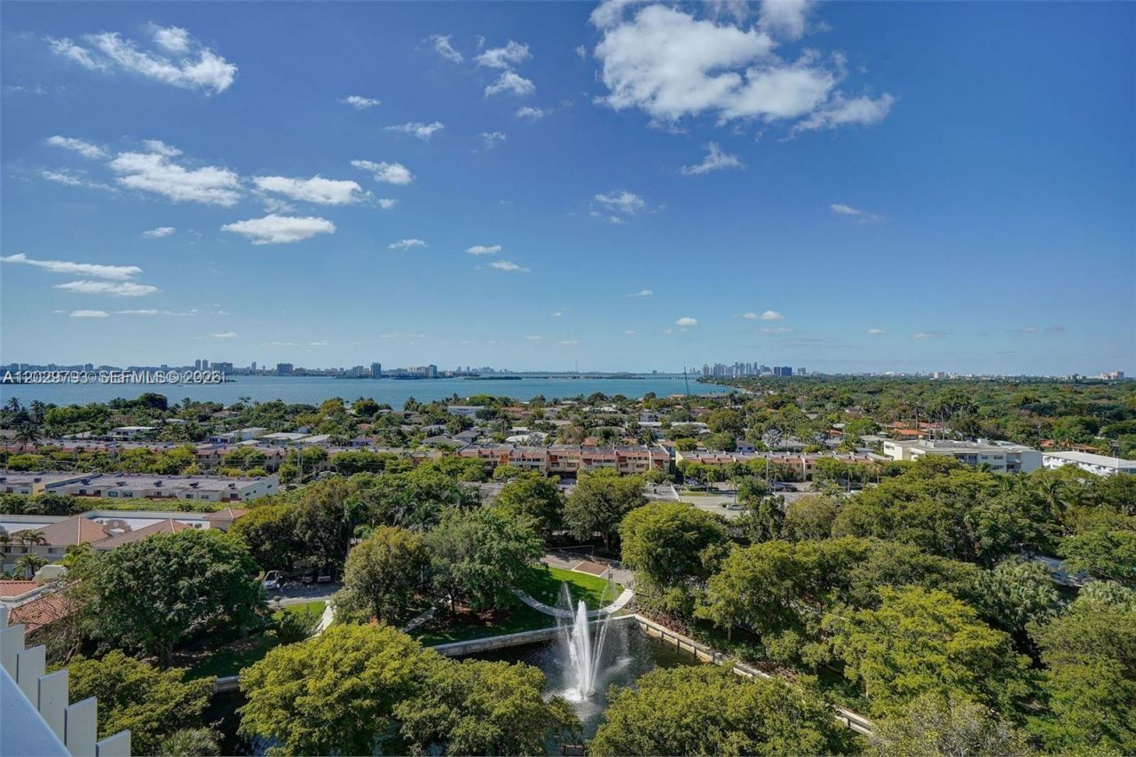 1000 Quayside Ter , Unit TS-10, Miami, FL 33138 Photo