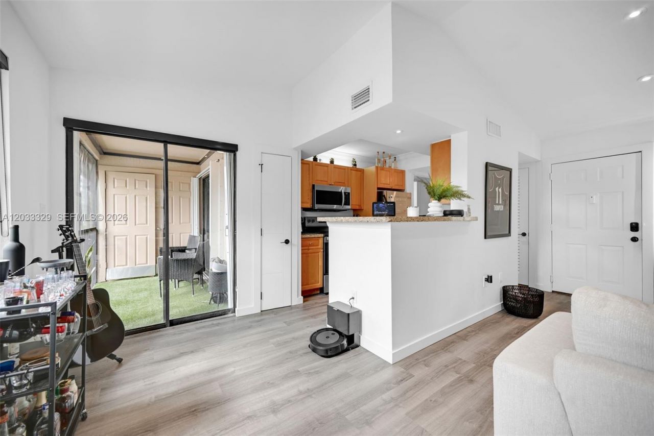 10560 SW 156th Pl, Unit 208, Miami, FL 33196 Photo