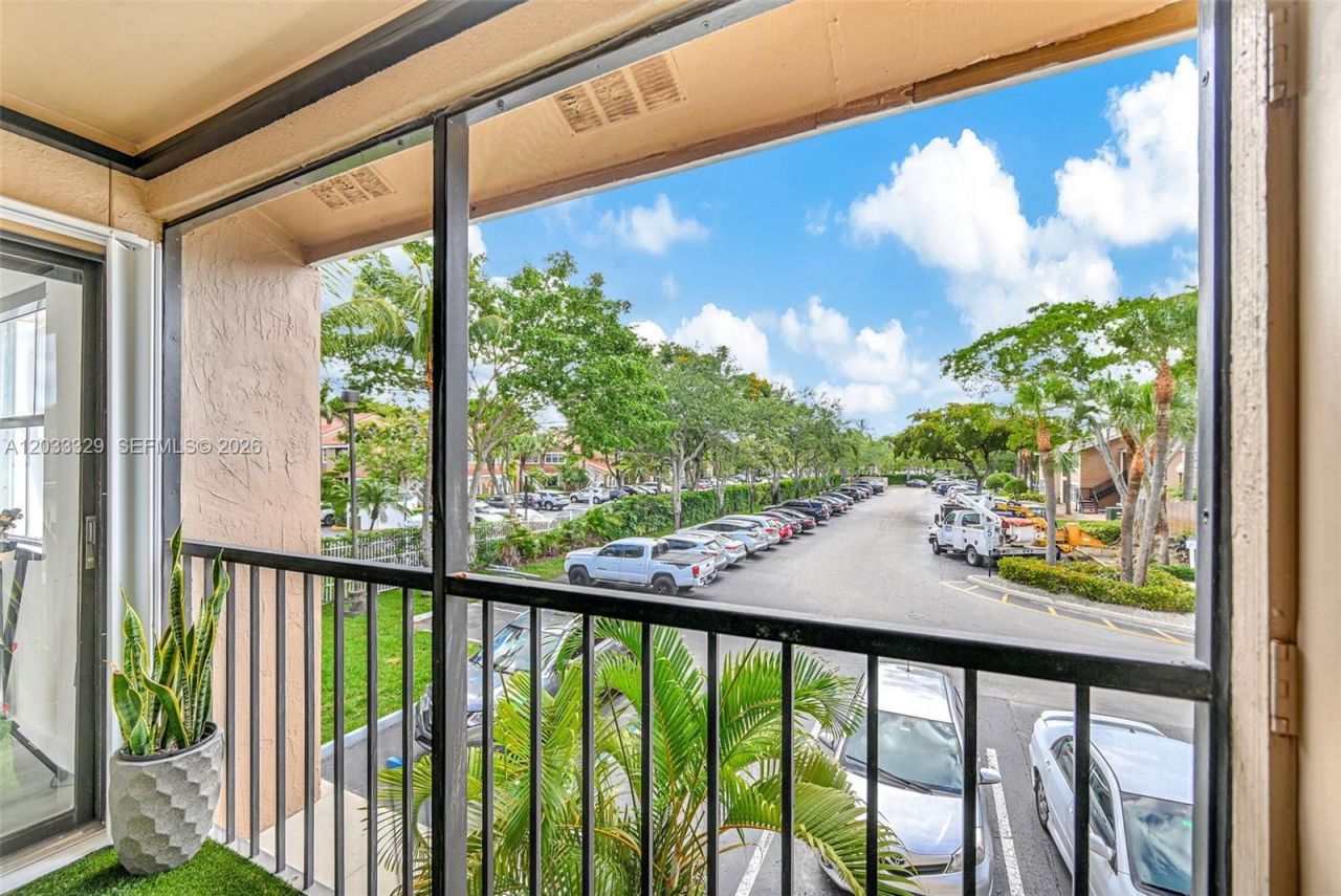 10560 SW 156th Pl, Unit 208, Miami, FL 33196 Photo