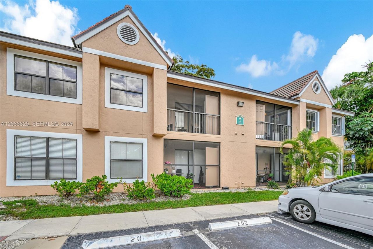 10560 SW 156th Pl, Unit 208, Miami, FL 33196 Photo