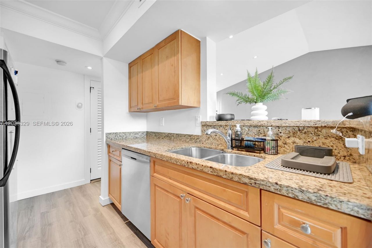 10560 SW 156th Pl, Unit 208, Miami, FL 33196 Photo