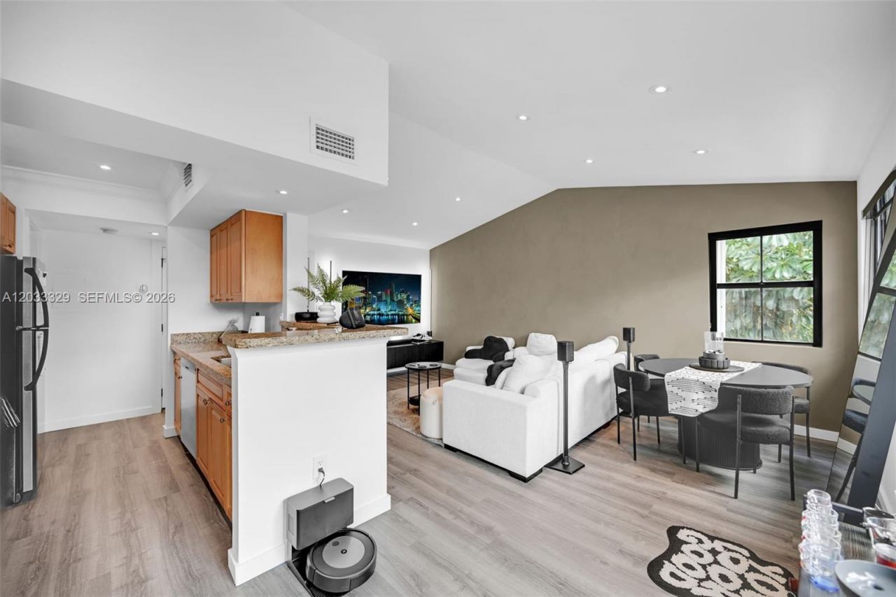 10560 SW 156th Pl, Unit 208, Miami, FL 33196 Photo