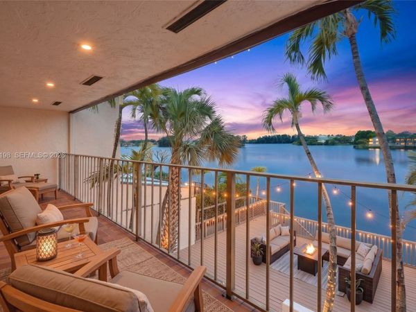 5002 SW 72nd Ave , Miami, FL 33155