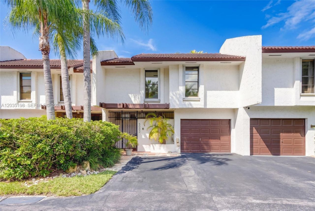 5002 SW 72nd Ave , Miami, FL 33155 Photo