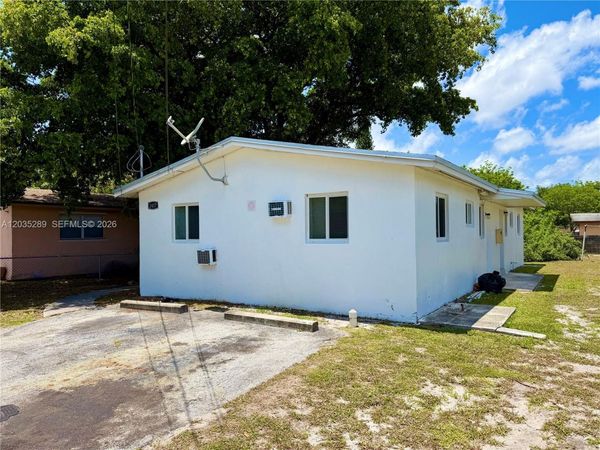 2417 NW 20th St , Unit 1, Fort Lauderdale, FL 33311