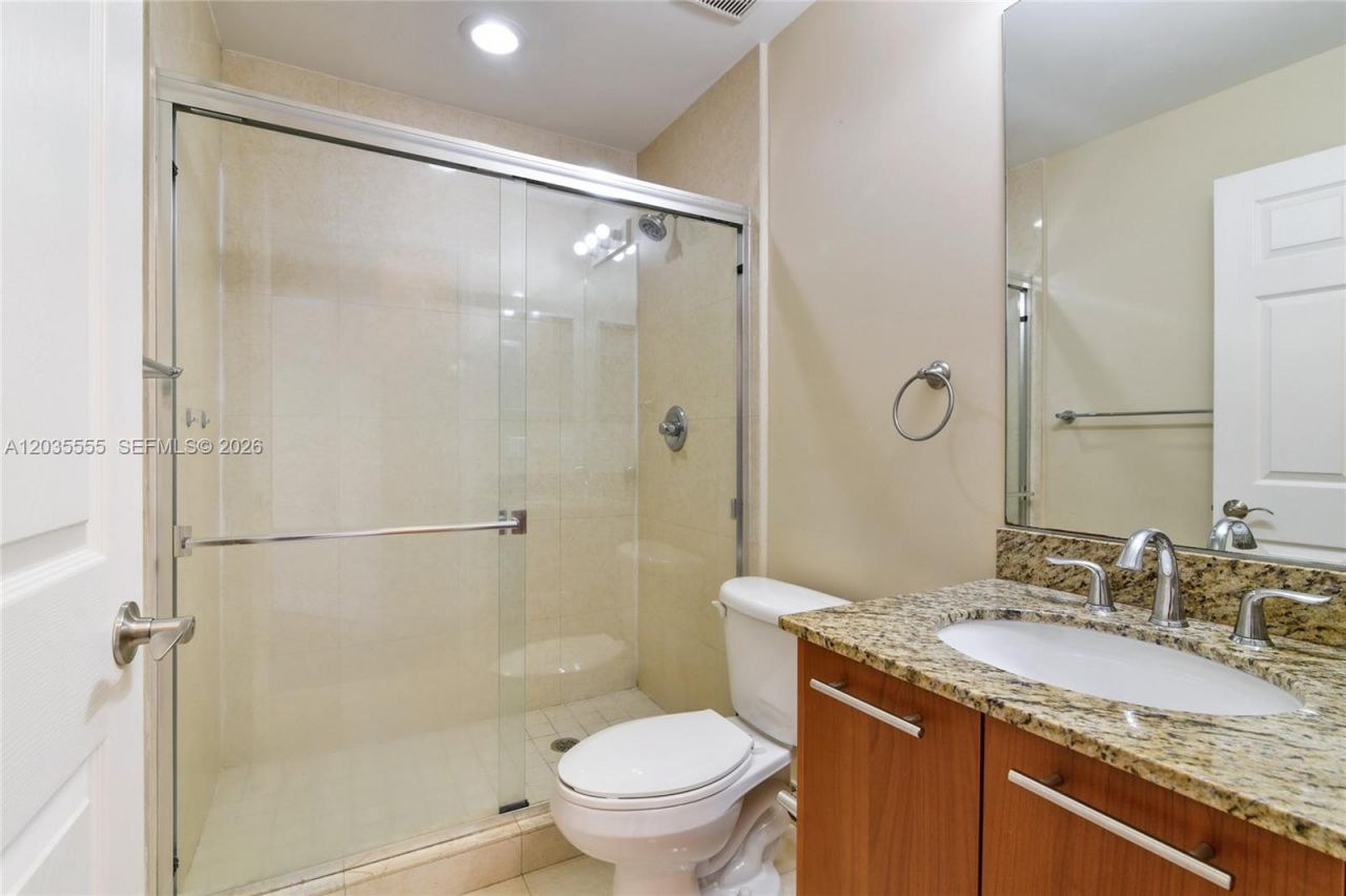 2707 NE 184th Ter , Aventura, FL 33160 Photo