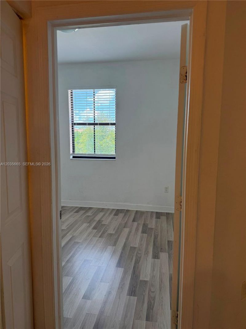 3467 W 89th Ter , Hialeah, FL 33018 Photo