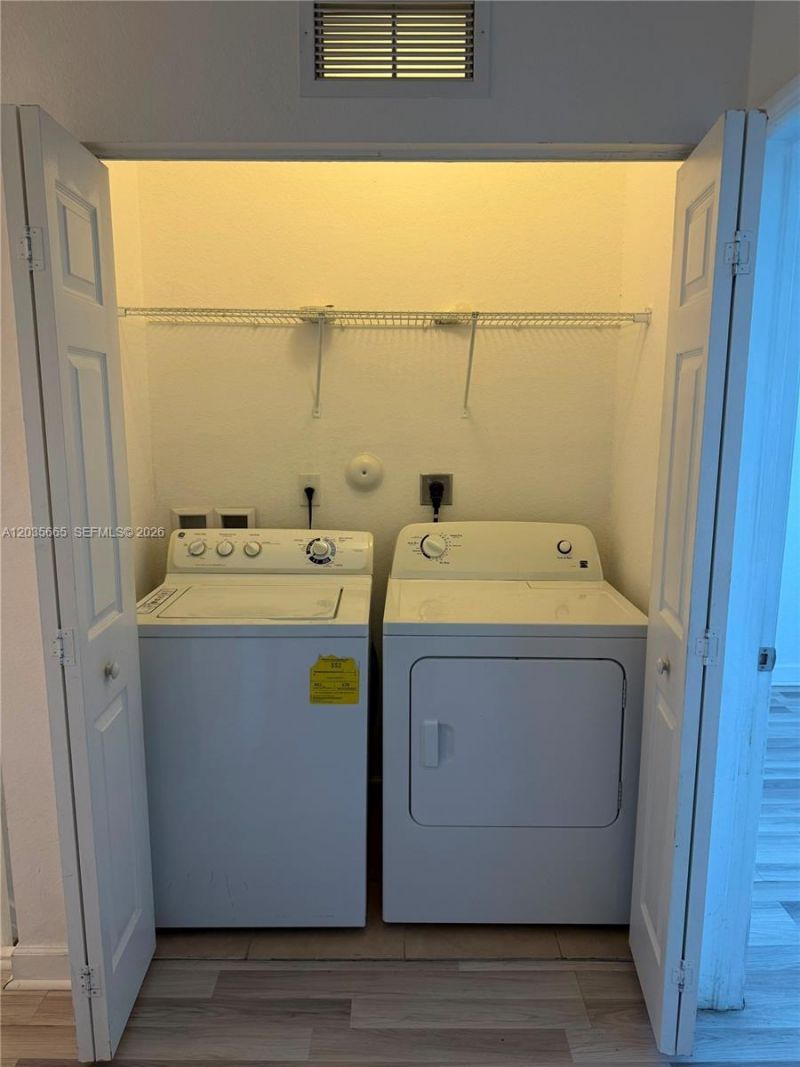 3467 W 89th Ter , Hialeah, FL 33018 Photo