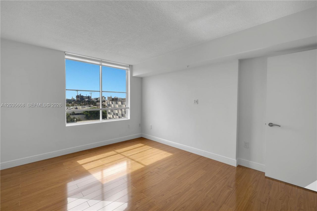 1900 Sunset Harbour Dr , Unit 707, Miami Beach, FL 33139 Photo